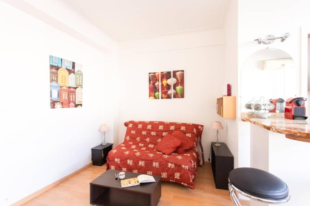 Apartamento Nice Center - Bright Studio Balcony Wifi & Aircon Exterior foto